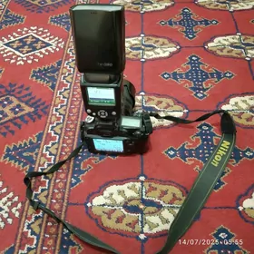 Nikon d90