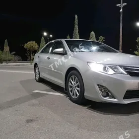 Toyota Camry 2012
