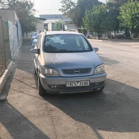 Opel Zafira 2002