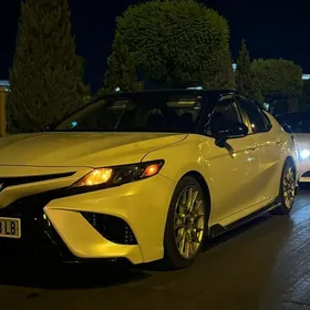Toyota Camry 2022