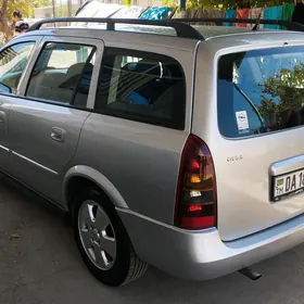 Opel Astra 2003