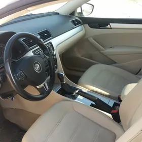 Volkswagen Passat 2012