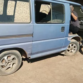 митцибус Л 300