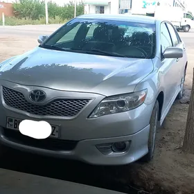 Toyota Camry 2011