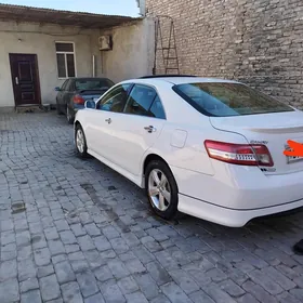 Toyota Camry 2010