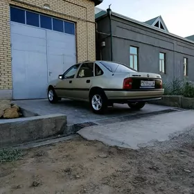 Opel Vectra 1989