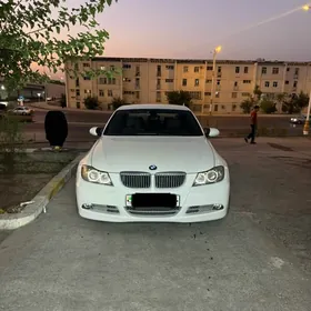 BMW 330 2005