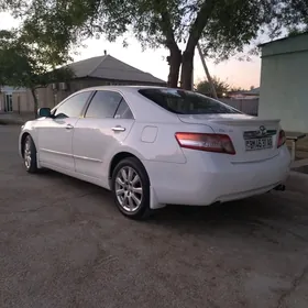 Toyota Camry 2010