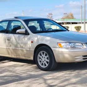 Toyota Camry 1998