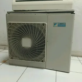 kondisioner daikin