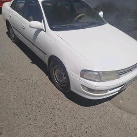 Toyota Carina 1995