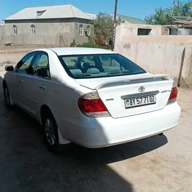 Toyota Camry 2005