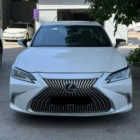 Lexus ES 350 2020