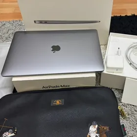 MacBook Air 256 M1