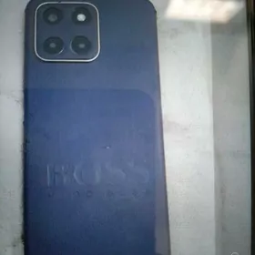 HONOR X6