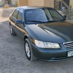 Toyota Camry 1999