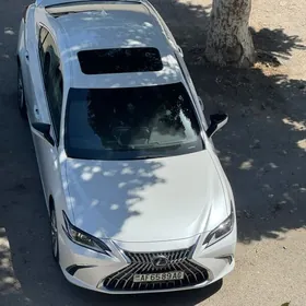 Lexus ES 350 2023