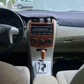 Toyota Corolla 2011