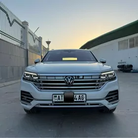 Volkswagen Touareg 2021