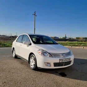 Nissan Versa 2010