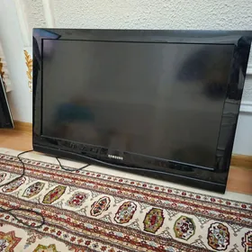 Телевизор  Samsung
