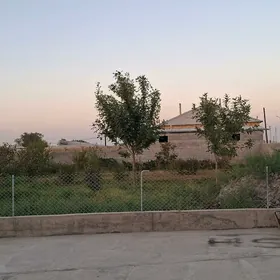 Satlyk yer