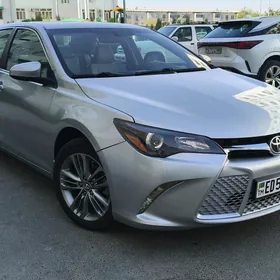 Toyota Camry 2017