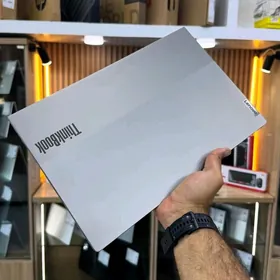 i7-13 / 16 GB RAM / 512 GB SSD