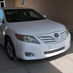 Toyota Camry 2011