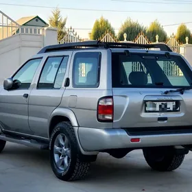 Nissan Pathfinder 2003