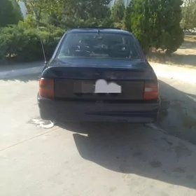 Opel Vectra 1990