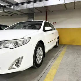 Toyota Camry 2012