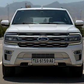 Ford Expedition 2022