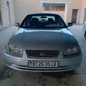 Toyota Camry 1999