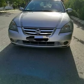 Nissan Altima 2005