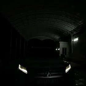 Mitsubishi Pajero 2020