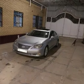 Lexus ES 350 2010