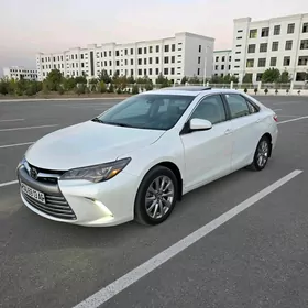 Toyota Camry 2015