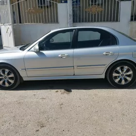 Hyundai Sonata 2005