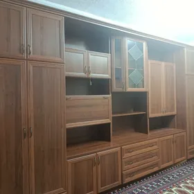 Garnitur мебел стенк