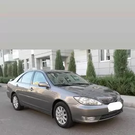 Toyota Camry 2005