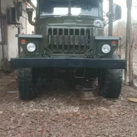 Ural 4320 1992