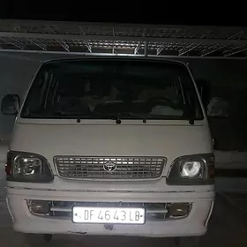 Toyota Hiace 2001