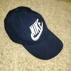 kepka Nike