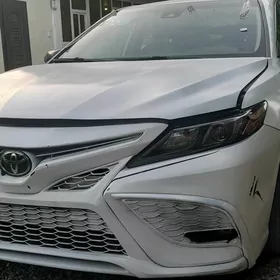 Toyota Camry 2023