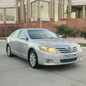 Toyota Camry 2010