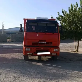 Kamaz 6520 2013