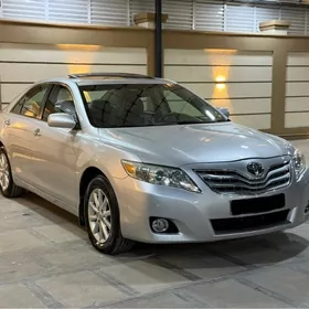 Toyota Camry 2010