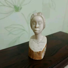 Статуэтка