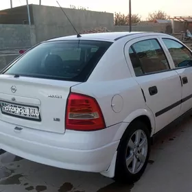 Opel Astra 2003